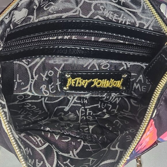 Betsey Johnson Butterfly Crossbody Bag Chain Strap Boho Dopamine Dressing Goth - Picture 6 of 10